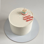 Cake with Mini cake topper